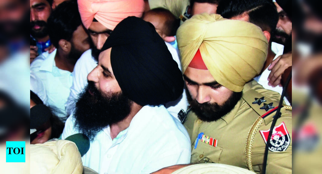 Ludhiana court dismisses bail plea of LIP chief Simarjit Bains in Ludhiana court dismisses bail plea of LIP chief Simarjit Bains in