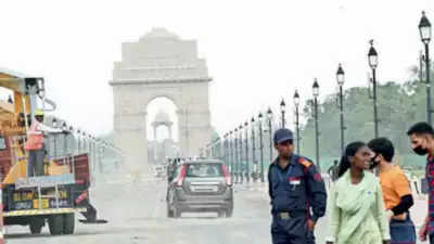 Revamped India Gate complex stirs selfie craze among people