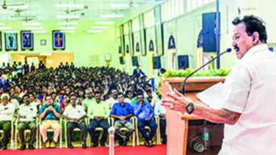 Madurai Kamaraj University must roll out courses jointly with industries: Minister K Ponmudi