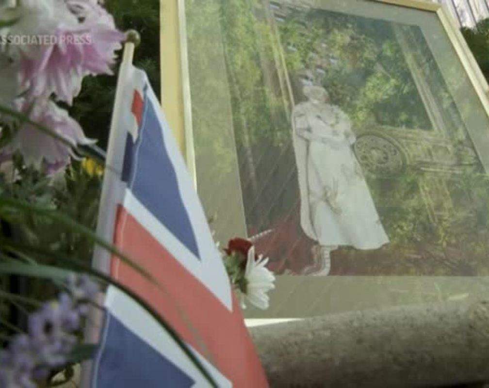
Queen Elizabeth II remembered at NYC park dedicated to 9/11
