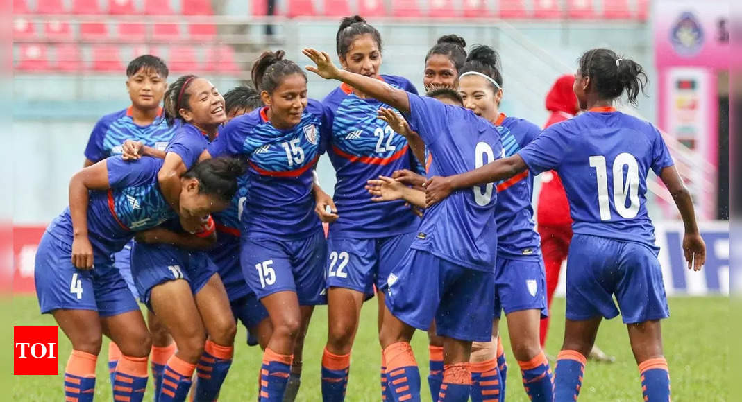 India thrash Maldives 9-0, make it to SAFF Women’s Championship semifinal | Football News – Times of India