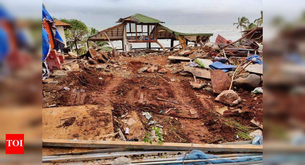 Demolition at Curlie’s to go on for few more days | Goa News - Times of ...