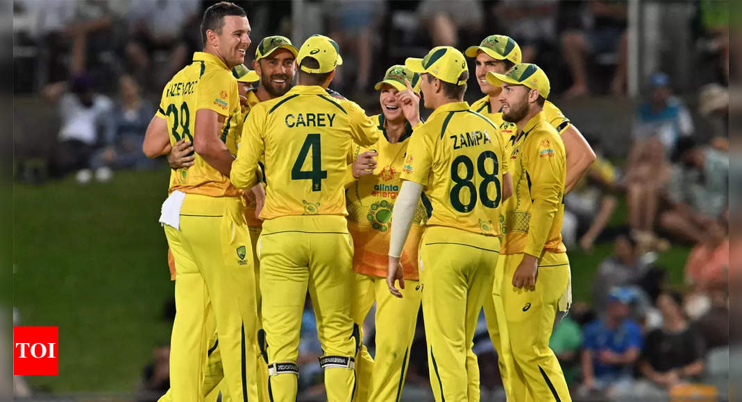 Australia vs New Zealand 3rd ODI Live Score Updates  – The Times of India : 5.4 : Australia : 16/2