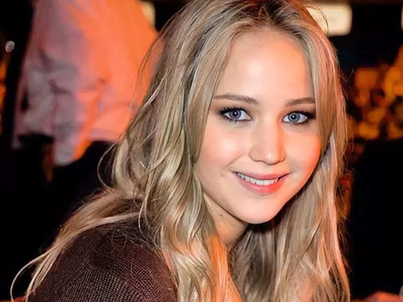 Jennifer Lawrence Says Leaving Home At 14 Inspired Her Performance In Causeway English Movie