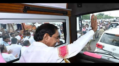 TRS president K Chandrasekhar Rao may enter poll fray in Karnataka, Gujarat