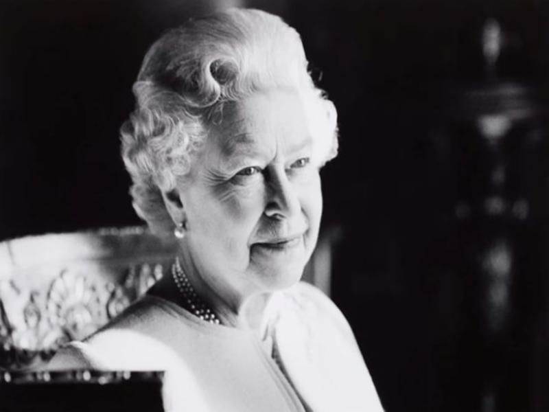 <p><em>Image source: Instagram/theroyalfamily</em></p><h2><br></h2>