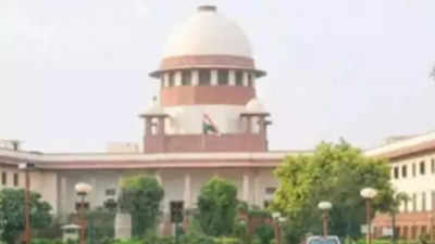 Congress, NCP slam Maharashtra CM knath Shinde, CJI sharing dais when Shiv Sena cases are in Supreme Court