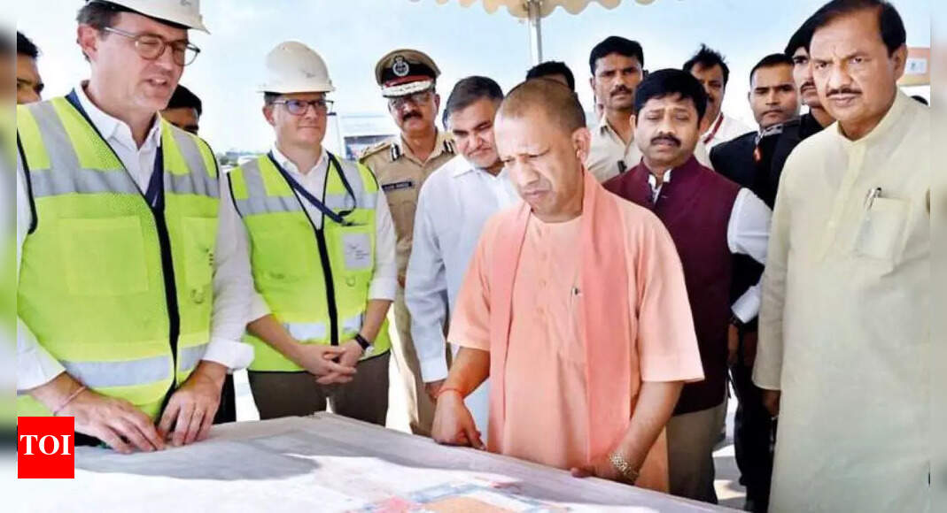 Fear of police hooter should be enough to make criminals tremble: Yogi Adityanath 