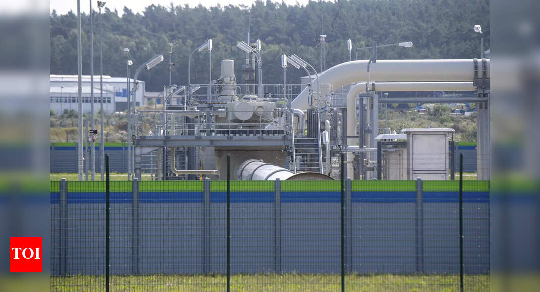 Russian gas flows to Europe steady while Nord Stream 1 remains shut ...