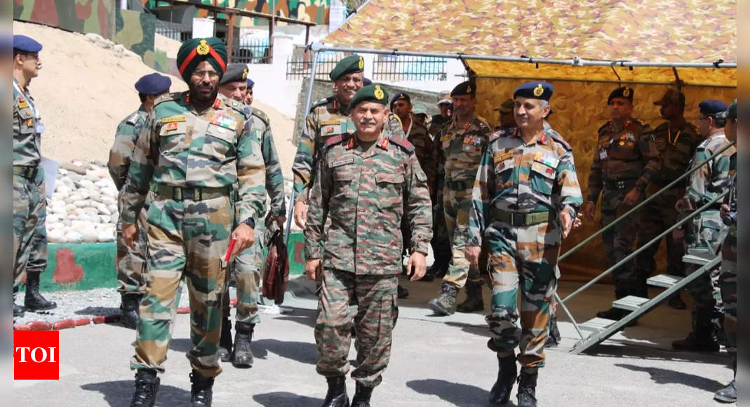 Northern Army commander visits Batalik sector in Ladakh, reviews operational preparedness | India News – Times of India