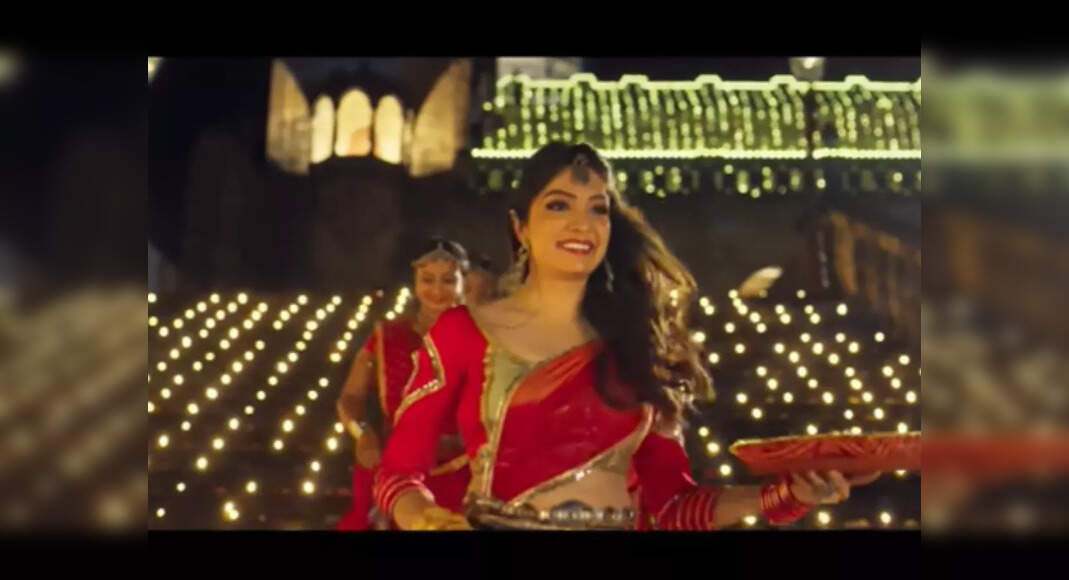 'Hoon Tari Heer' makers share a behind-the-scenes video of the song ...