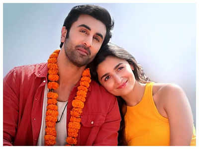 'Brahmastra' box office collection early estimates: The Alia Bhatt and Ranbir Kapoor starrer is expected to gross Rs 15 crore on its first Monday
