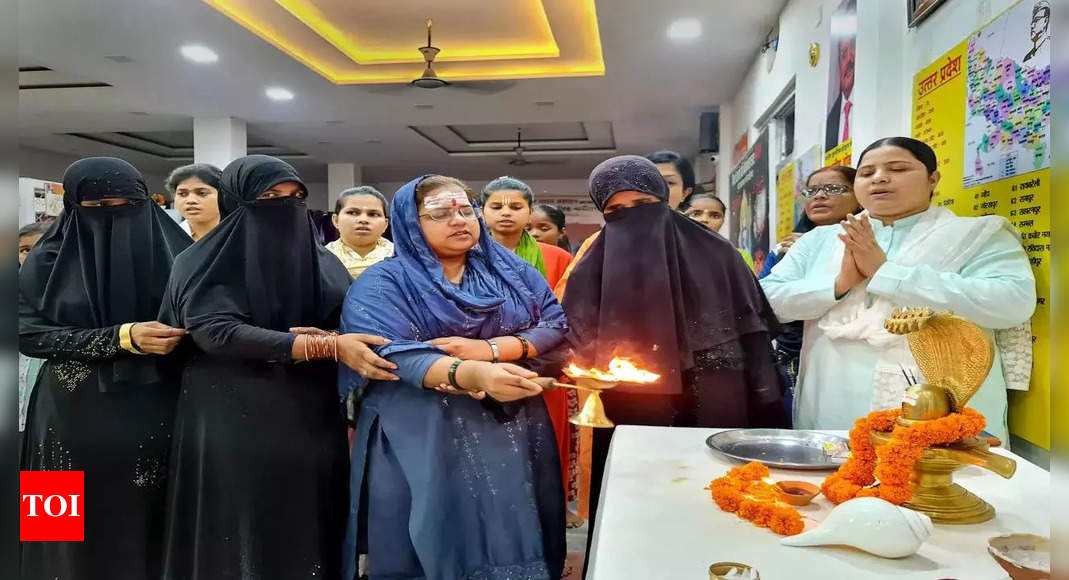 gyanvapi-varanasi-muslim-women-linked-to-muslim-mahila-foundation