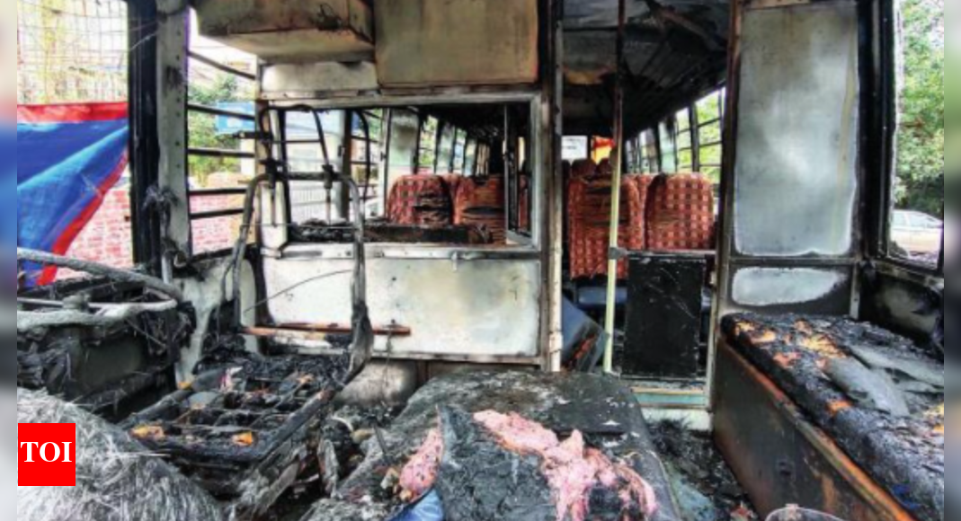 Miraculous escape for Navi Mumbai students as school bus catches fire ...
