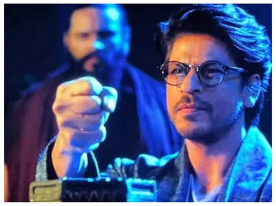 Fans demand a spin-off for SRK's Vanarastra
