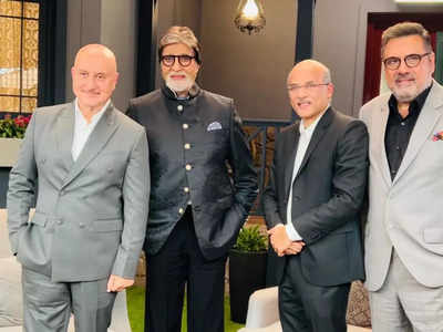 'It feels impossible until it's done' says Anupam Kher as he shares new pictures with Amitabh Bachchan and team 'Uunchai'.