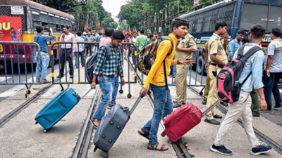 BJP's Nabanna March in Kolkata: Ambulances, commuters in a spot as bridges shut down