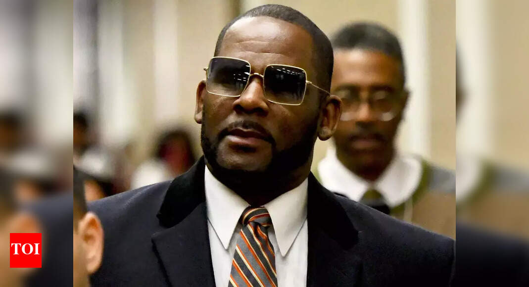Jury begin deliberating R. Kelly's child pornography and trial-fixing ...