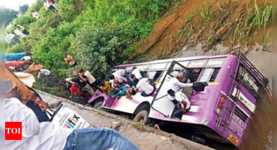 Bus Falls Off Bridge, 2 Killed & 20 Injured | Indore News - Times of India