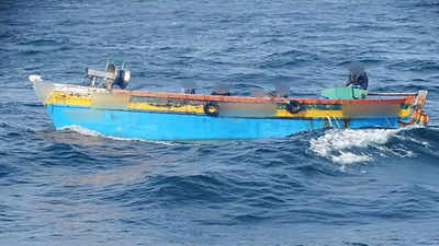 Sri Lankan navy detains five Indians for smuggling ganja