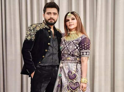 When Rakhi's BF Adil fought with an actor