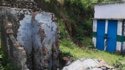 Uttarakhand: Class 3 student killed, 5 hurt in roof collapse