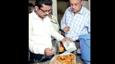 Kolkata Municipal Corporation plans food safety drive ahead of Durga Puja