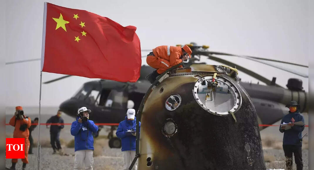 A New Space Race China Adds Urgency To Us Return To Moon Times Of India A New Space Race China Adds Urgency To Us Return To Moon Times Of India