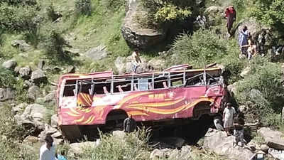 5 killed, 12 injured as bus plunges into gorge in J&K's Rajouri