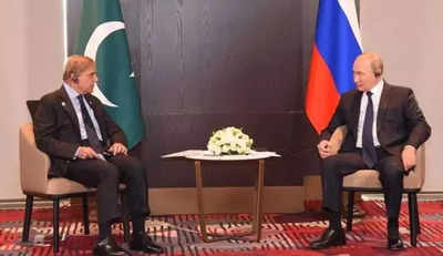 Video shows Russia's Putin laughing as Pakistan PM Shehbaz struggles with headphones during bilateral meeting