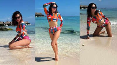 Sunny Leone looks stunning in multi-coloured bikini as she enjoys her Maldives vacay