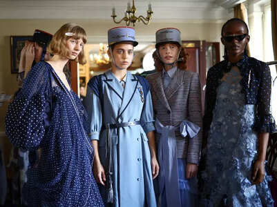 London Fashion Week begins with tributes to Queen