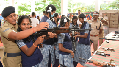 ‘A day with the Police’: Coimbatore police teach girl students how to shoot targets