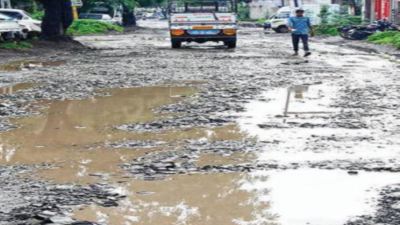 Rajkot: Congress-BJP face-off over potholes