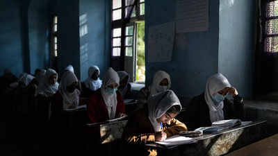 UN: Exclusion of Afghan girls from high schools 'shameful'