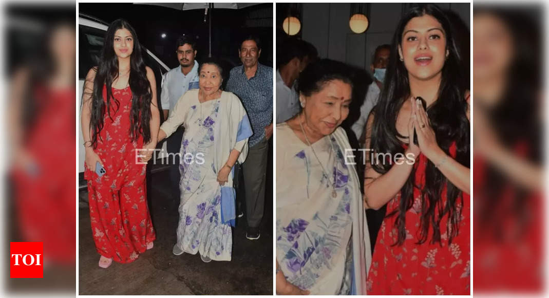 Asha Bhosle and granddaughter Zanai Bhosle step out in the city for the ‘best dinner date’ – See pics – Times of India