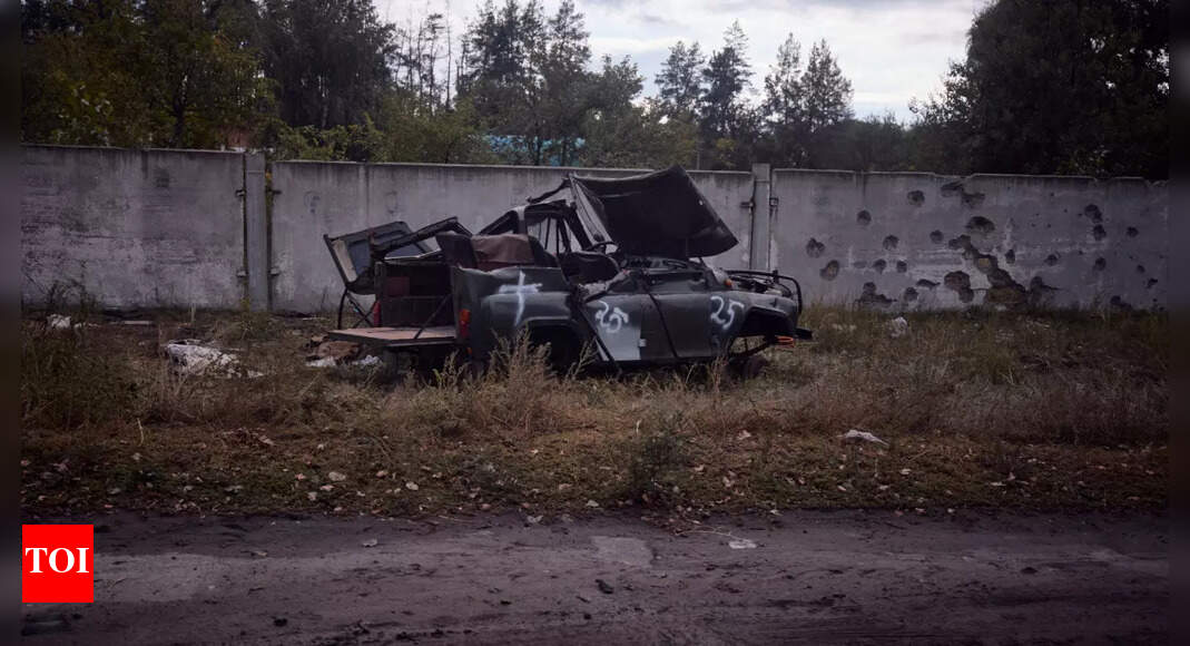 ‘Like Chornobyl’: Wary Ukrainians return to ruined towns after Russian retreat – Times of India