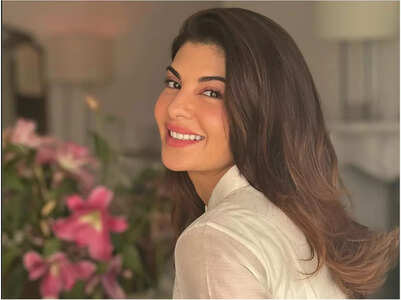 Jacqueline's 5 cryptic posts amid controversy