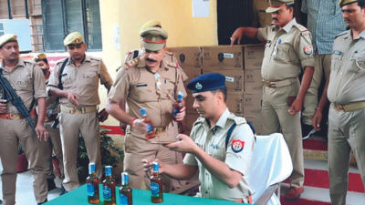 UP: 4 held with smuggled liquor worth over Rs 55 lakh in Bhadohi
