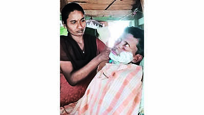 Dad ill, Bindu turns barber, gives barbs short cut to rescue family