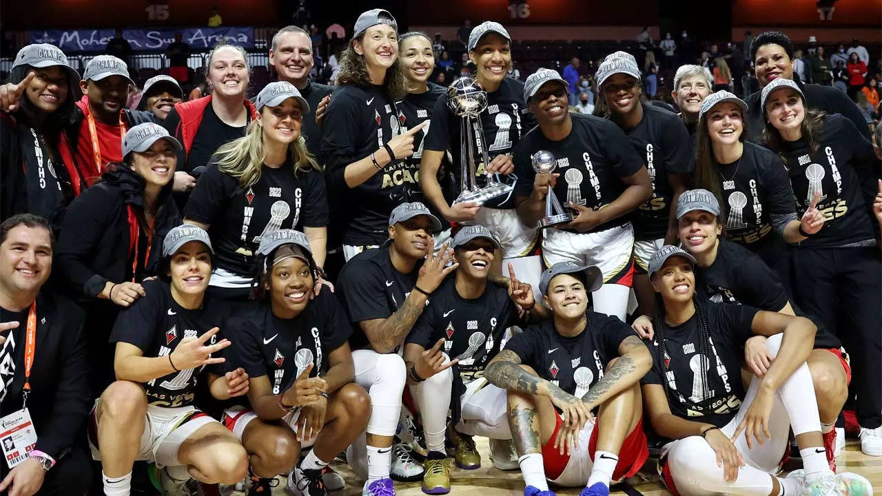 Las Vegas Aces win first WNBA title, Chelsea Gray named MVP - WHYY