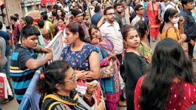 Kolkata: A fortnight before puja, shoppers make up for lost years, lost time