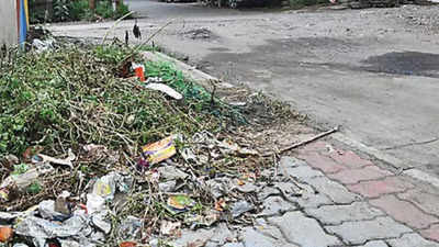 Garbage dumped in open stains Indore’s Swachhscape