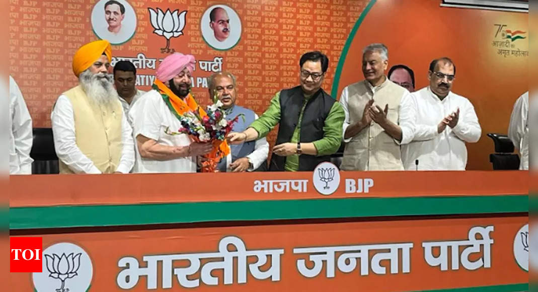 Amarinder Singh: Former Punjab CM Amarinder Singh joins BJP | India News – Times of India