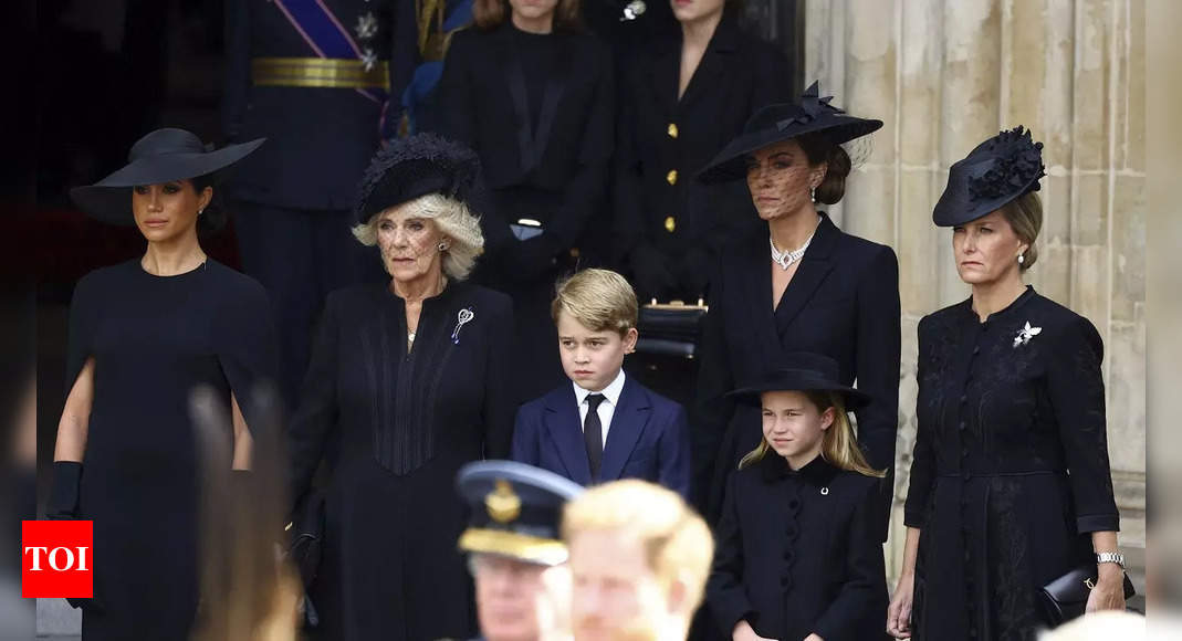 George: George and Charlotte follow great-grandmother's coffin - Times ...