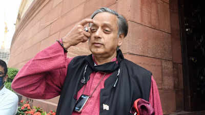 Congress chief post: Shashi Tharoor expresses intent to contest; Sonia 'welcomes' idea