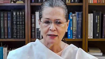 UP Congress authorises Sonia Gandhi to select party’s next chief