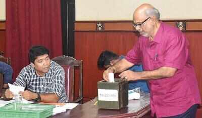 15 MMC councillors move no-trust motion against newly-elected chief