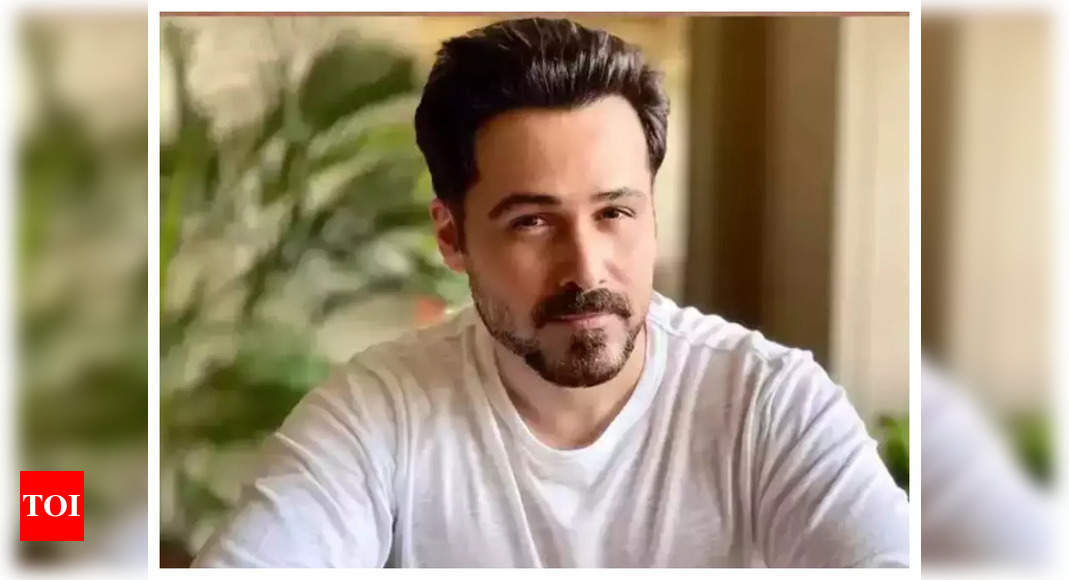Emraan Hashmi rubbishes news of him being pelted with stones amid ‘Ground Zero’ shoot in Kashmir – See post – Times of India ►