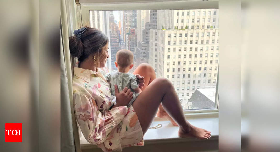Priyanka Chopra shares a picture with her baby girl Malti Maria Jonas from their ‘first trip’ to the New York – Times of India